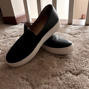 Naturalized loafer size 7 1/2 very comfortable